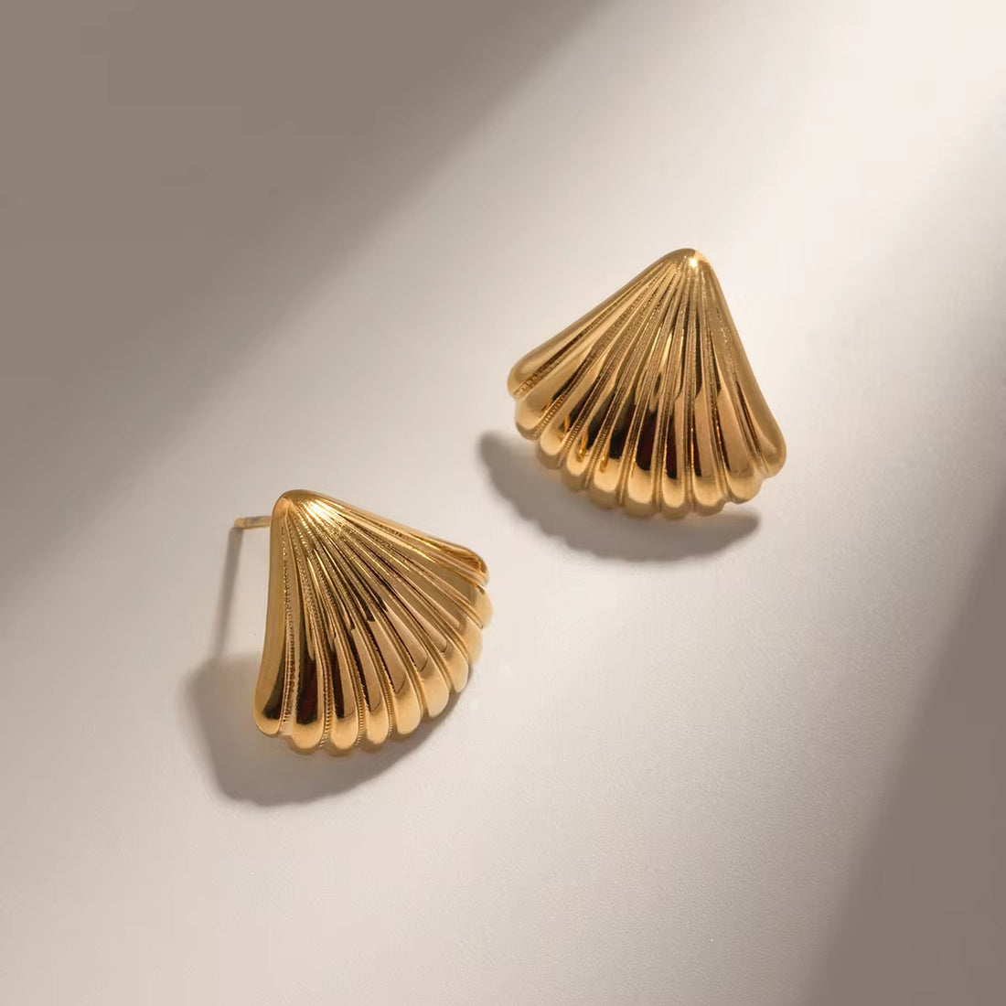 Golden Scallop Studs